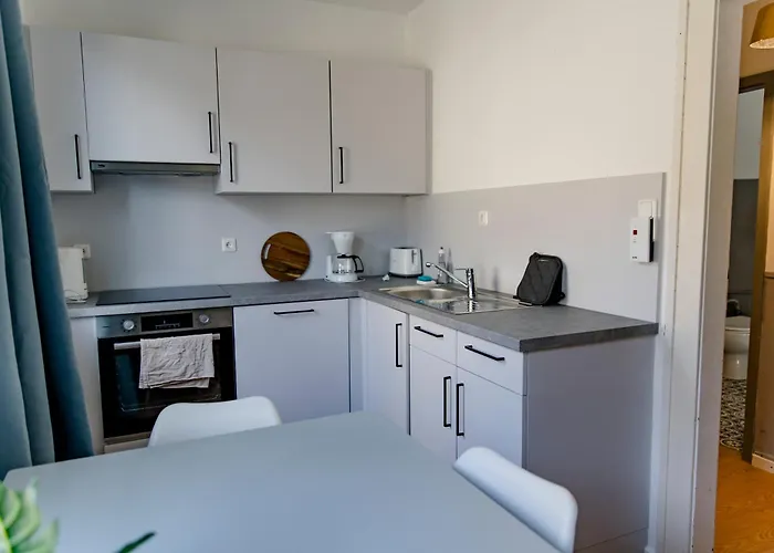 Leopold's Mit Garten Und Vesteblick Mitten In Apartmán